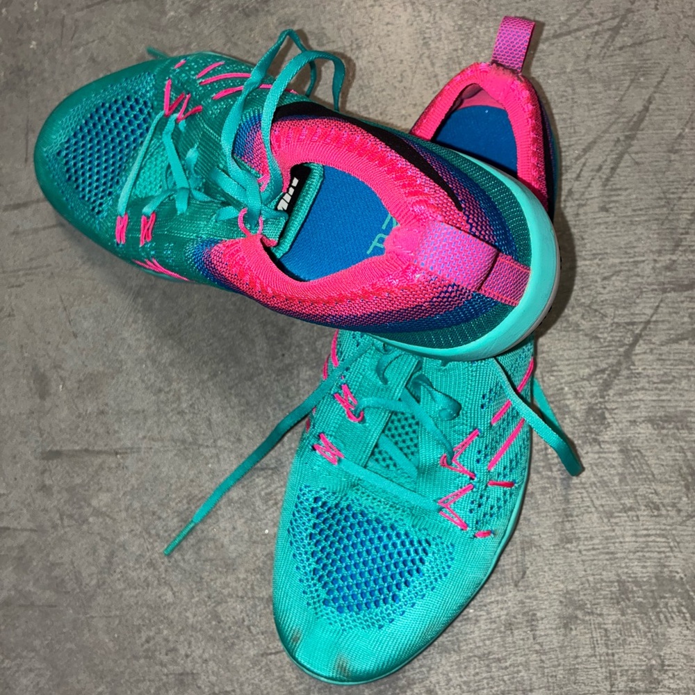 NIKE Vibrant Pink and Teal Women's Athletic Shoes